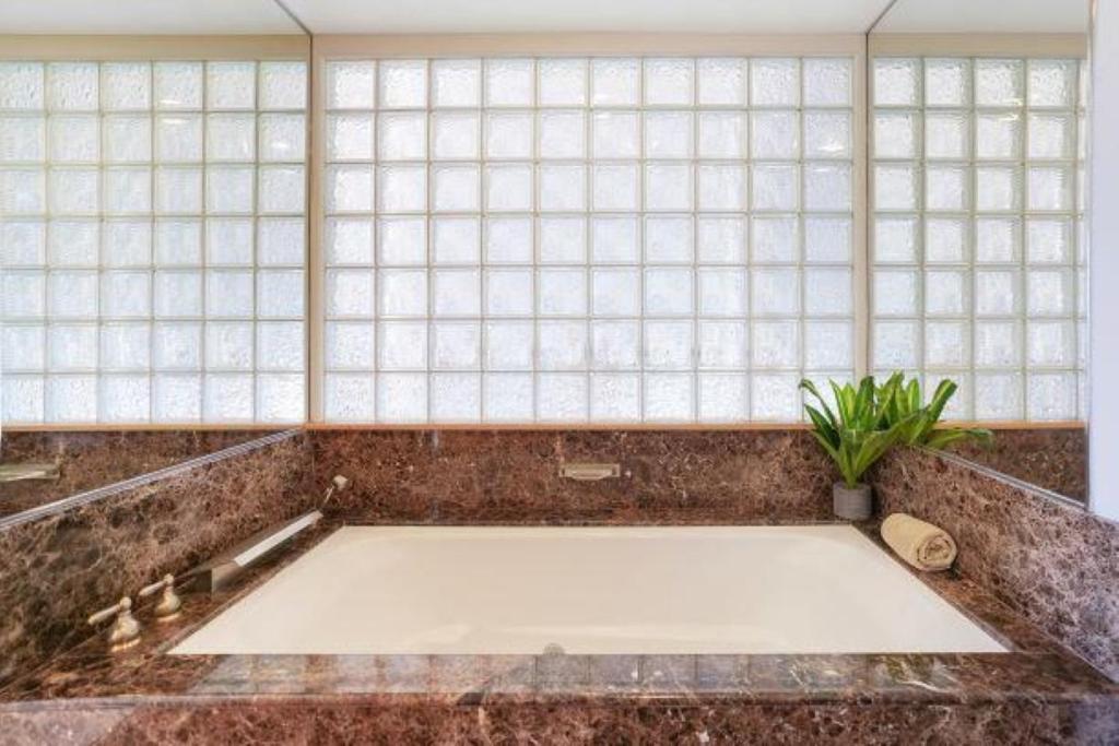 Luxury 2-Story Oceanfront Condo W/ Views & Pool Wailua  Exterior foto